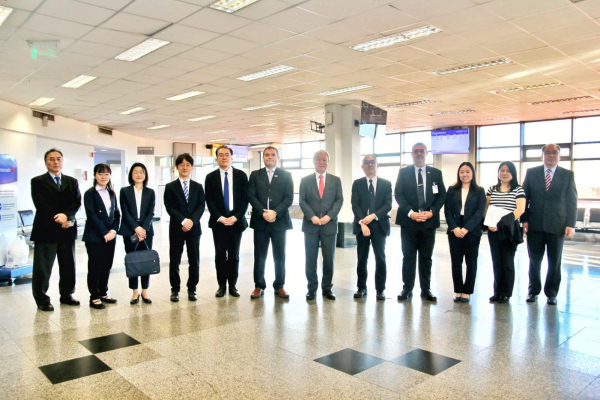 Visita Técnica de Expertos de la Agencia de Cooperación Internacional del Japón (JICA) en el Aeropuerto Internacional Silvio Pettirossi.