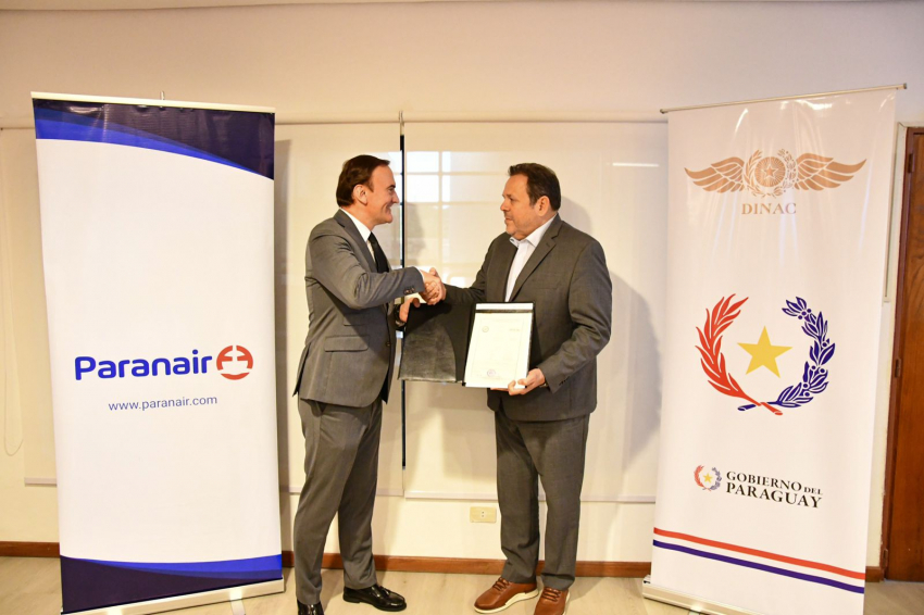 Entrega del Certificado de Explotador de Servicios Aéreos (CESA) a la Compañía de Aviación Paraguaya S.A. – Paranair.